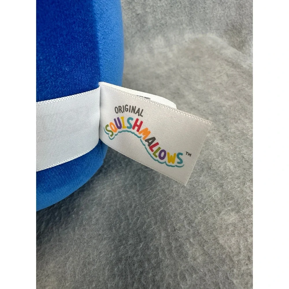 Squishmallows sonic hedgehog
